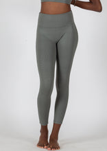 Load image into Gallery viewer, Mandala Print Legging
