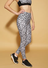 Load image into Gallery viewer, Checker Leggings