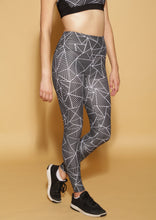 Load image into Gallery viewer, Spider Leggings