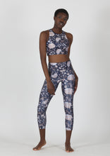 Load image into Gallery viewer, Delicate Floral Leggings